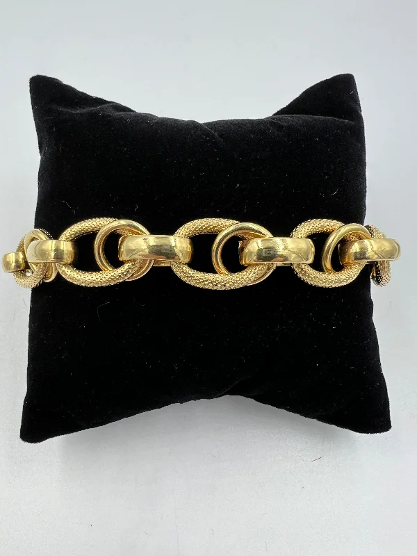 gold bangles for women-Italian Shiny And Textured Yellow Gold Link Bracelet 1980s