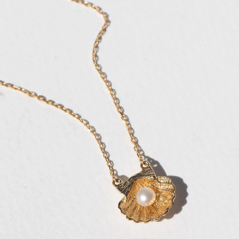 infinity necklaces for women-Zoe & Morgan x Walker & Hall Camino Pearl Pendant - Gold Plated