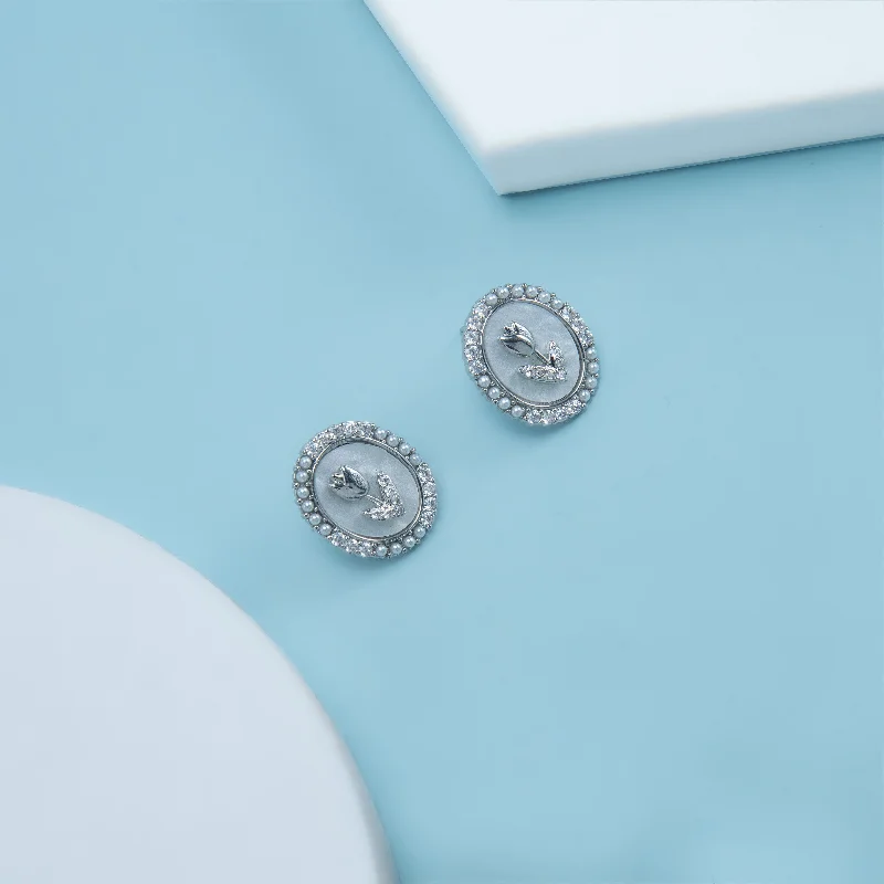 hoop earrings for women-Nipura In Glory Pearly Stud Earrings